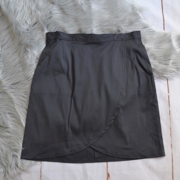EMERSON FRY Gray Wrap Mini Skirt - 6 - Picture 1 of 5